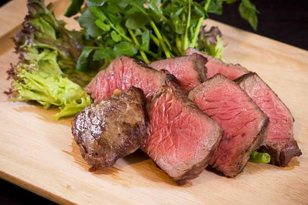 ティーズグリルの赤身肉