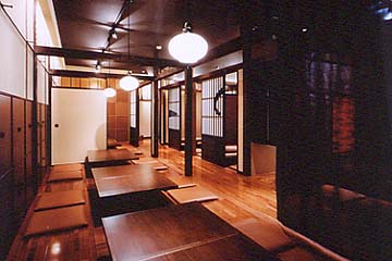 宴会に最適な、ゆったり足を伸ばして寛げる堀ごたつ席