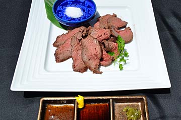 和牛赤身塊肉ロースト