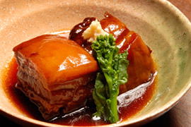 赤ワイン仕込み 特製豚の角煮