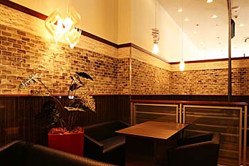 150名迄利用可能な開放感のある店内はパーティーにもおすすめ