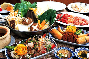 タイスキコース(タイ風鍋)2950円