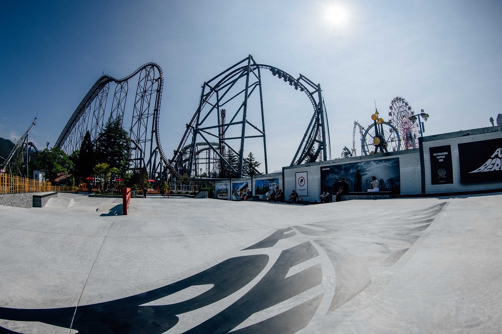 FUJI BerriQs SKATE PLAZA