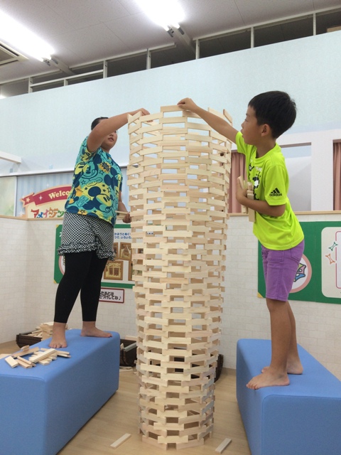 どこまで積めるかな?