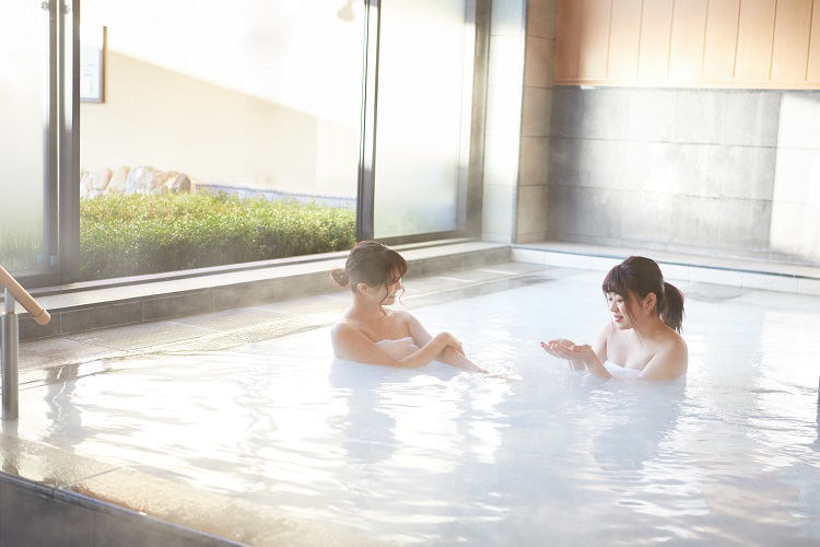 美楽温泉 SPA-HERBS(スパハーブス)シルクの湯