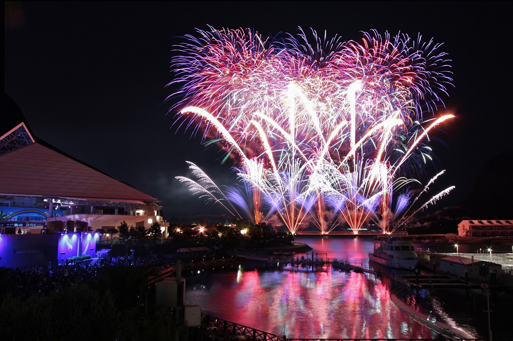 【横浜・八景島シーパラダイス】花火シンフォニア