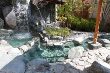 ゆとろ嵯峨沢の湯